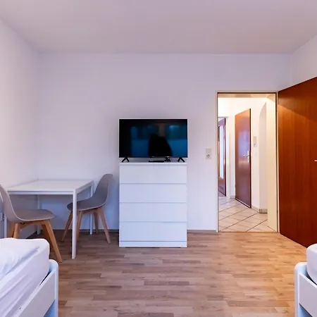 Mit Zwei Schlafzimmern *