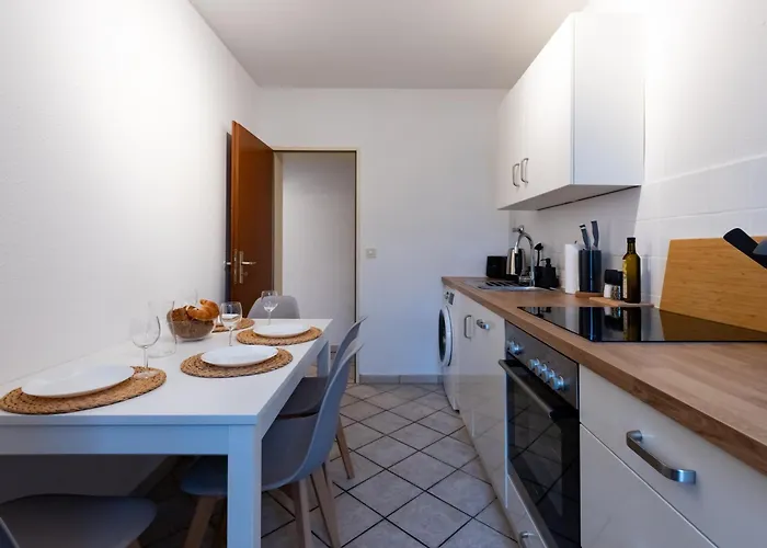 Lejlighed Budgetroom Workers *